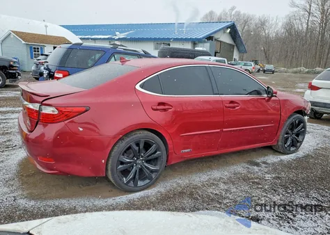 2013 Lexus Es 300H Base z USA, uszkodzony, nr VIN JTHBW1GG8D2034745